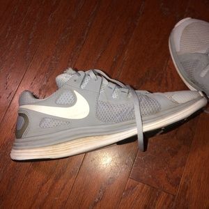 grey nike’s